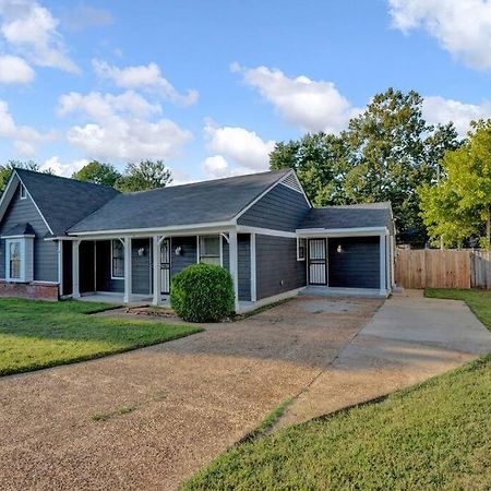 Glamorous 3Br 2Ba House W/ Large Fenced Backyard Memphis Exterior photo