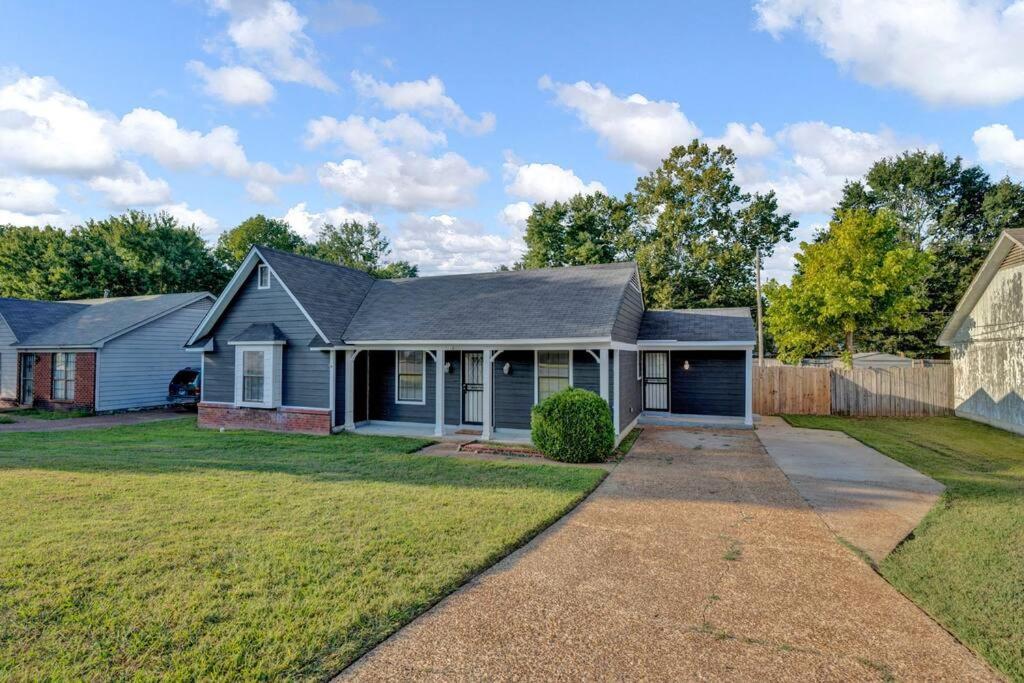 Glamorous 3Br 2Ba House W/ Large Fenced Backyard Memphis Exterior photo